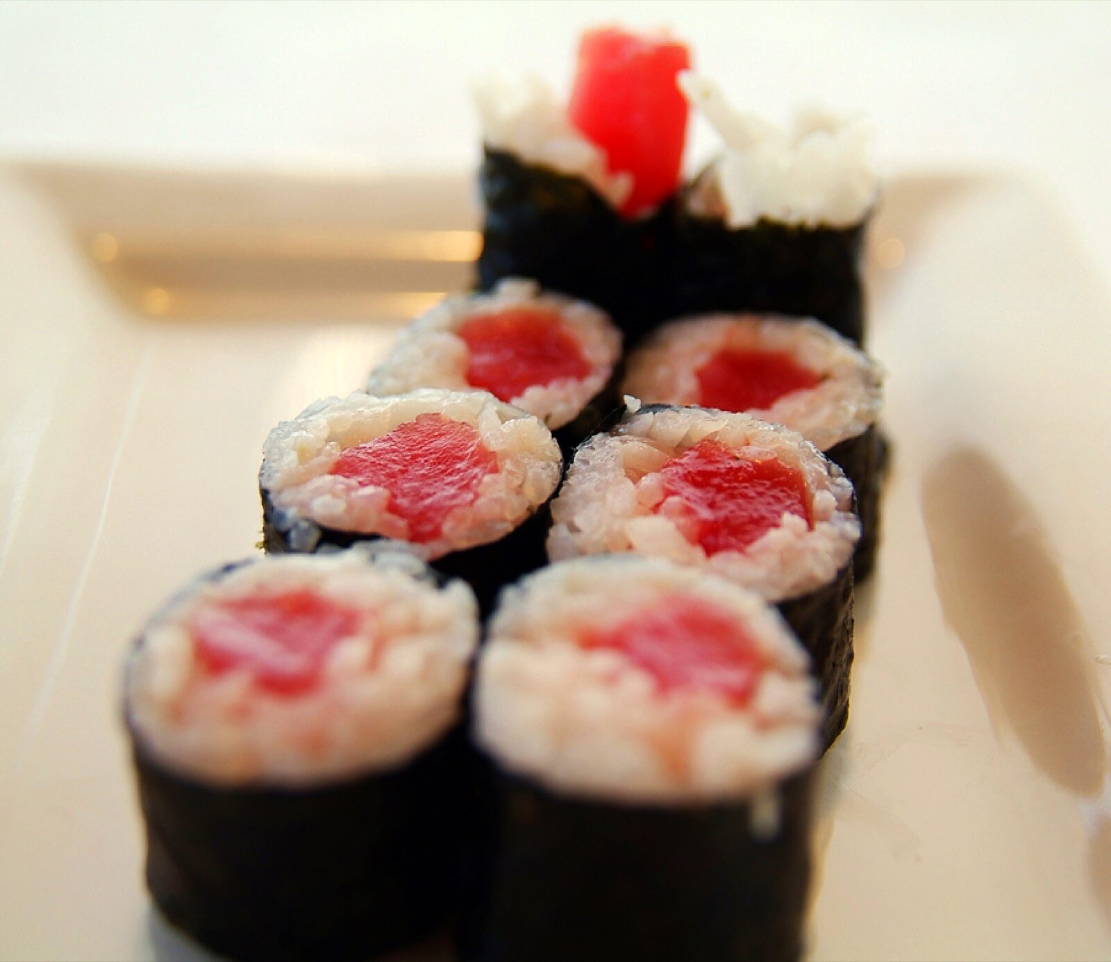 Tuna Roll at Minato Sushi